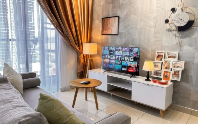 Trion Residence by Emily in Town