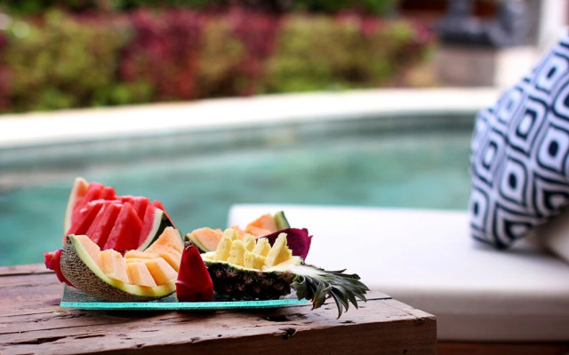 XXL Seminyak Sunset Boutique Villa