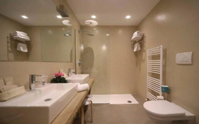 The Ziba Hotel & Spa