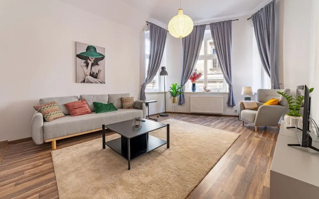 RentPlanet - plac Uniwersytecki