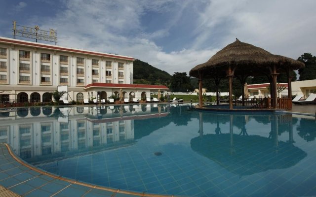 Ledger Plaza Bangui