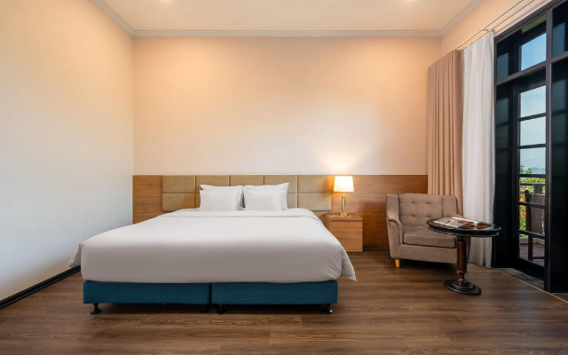 Tuần Châu Resort