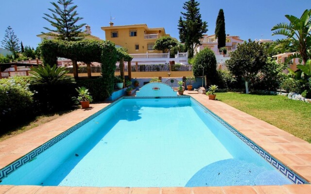 4Br Villa Milana Private Pool Sea Views Wifi 3 Mins Drive To The Beach