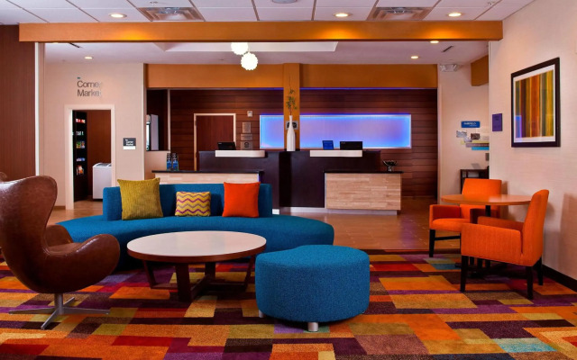 Fairfield Inn & Suites by Marriott Houston Hobby Airport.