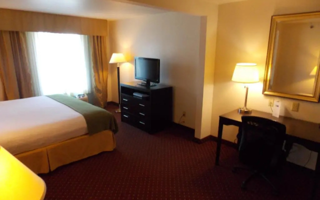 Holiday Inn Express Syracuse Fairgrounds by IHG