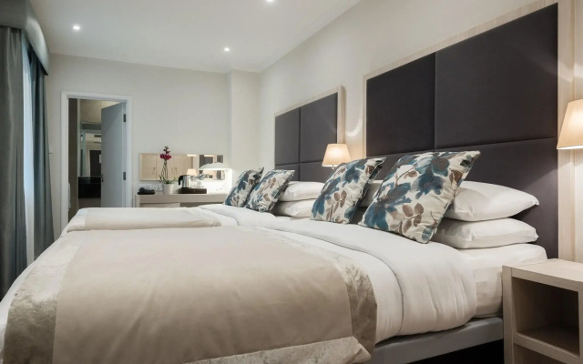 Blandford Hotel