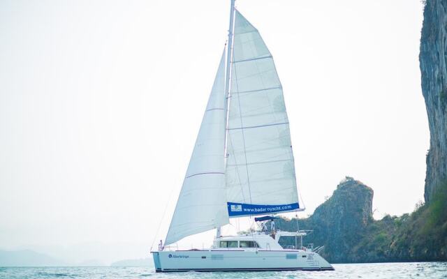 Discover Catamaran Phuket - LAGOON440