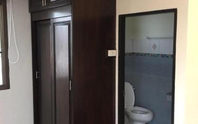 Butterfly House by OYO Rooms
