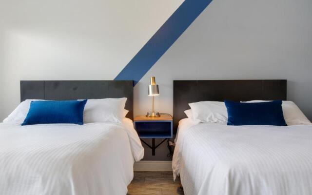 The Iris Motel