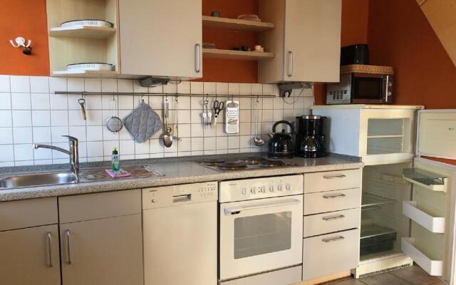 Darsser Weg 34 a_Strandgefluester_