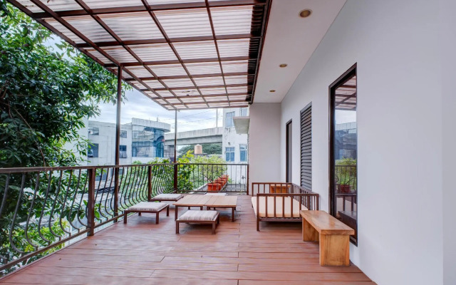 ZEN Rooms Terogong Near Pondok Indah