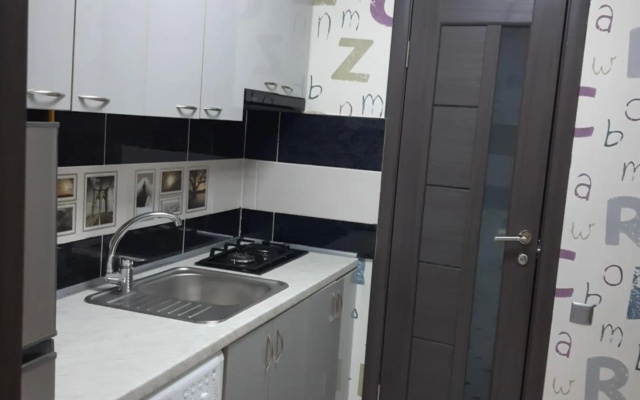 Квартира студія подобово 1