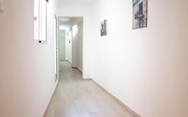 ApartUP Xerea Center