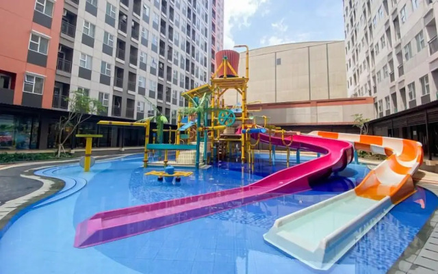 Best Studio At Apartment Transpark Juanda Bekasi Timur