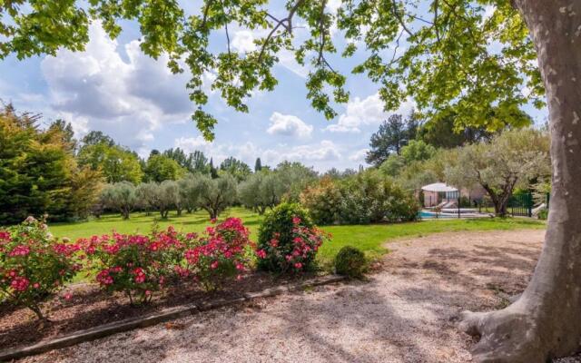 Maison Paradou, 8 pièces, 12 personnes - FR-1-599-10