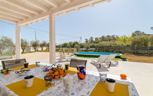 White Villa With Swimming Pool