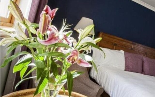 Sutherlands Guest House