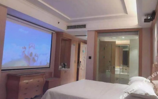 Vienna Hotel Dongguan Song Flower Lake