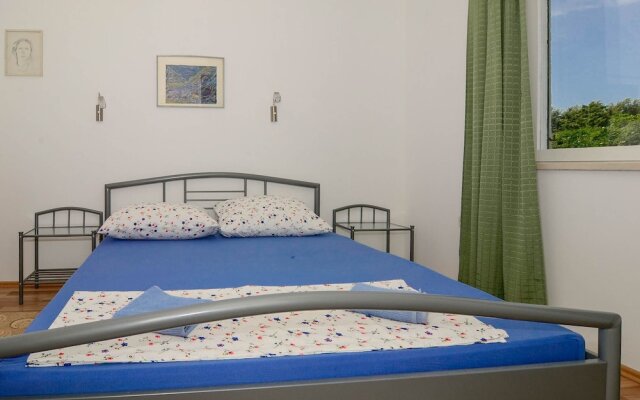 Holiday Home Lovište