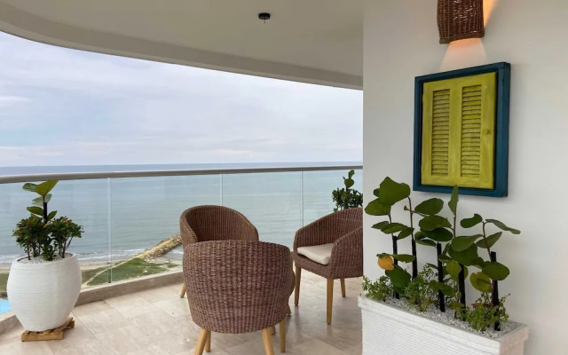 w Majestic Loft w Ocean View in Crespo