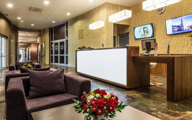 Hotel Victor Pruszków DeSilva