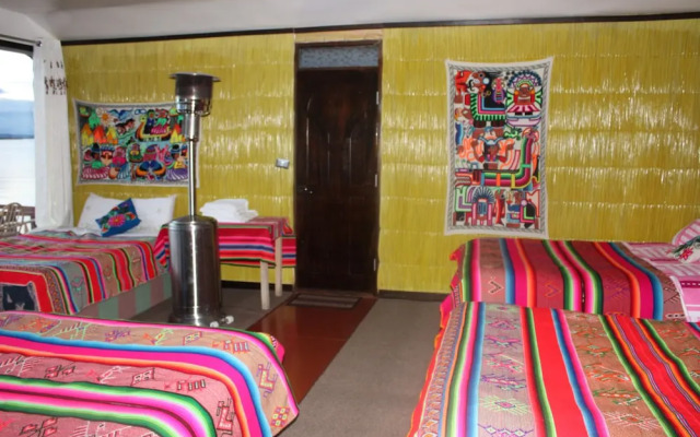 Uros Samaraã‘a Uta Lodge