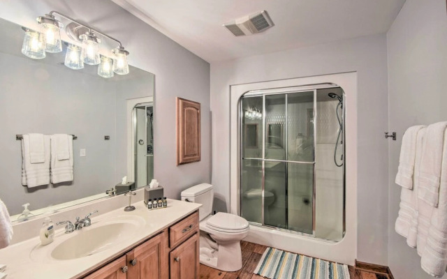 Quiet Riverfront Escape With Deck & Fly Fishing!