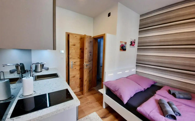 Apartment Silver