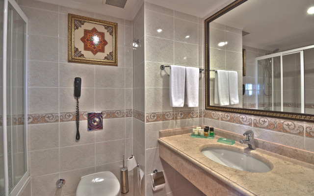 Ducale Lara Hotel