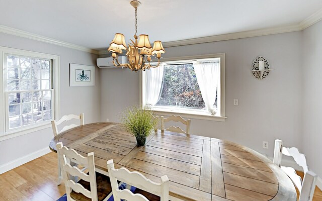 39 Tirrells - 3 Br Home