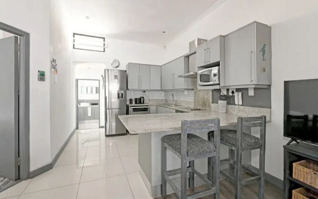 Three Bed Sea Point Secure Family Home