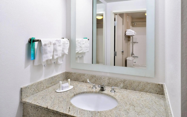 SpringHill Suites by Marriott Fairfax Fair Oaks