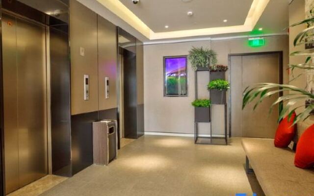 Shoulvrujia Ease Hotel (Ningbo Tianyi Square Jiangxia Bridge Subway Station)