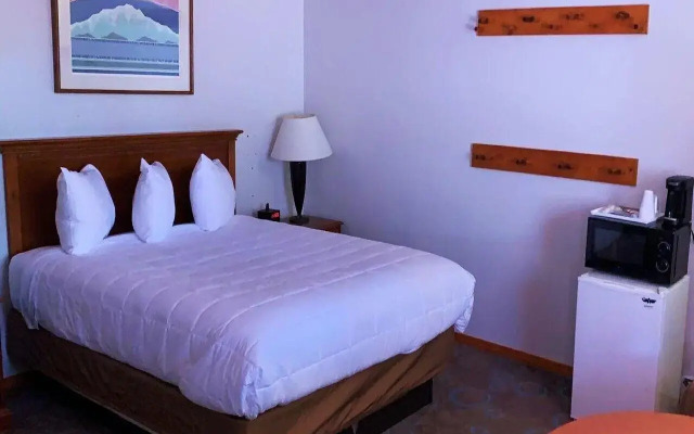 Ventura Grand Inn