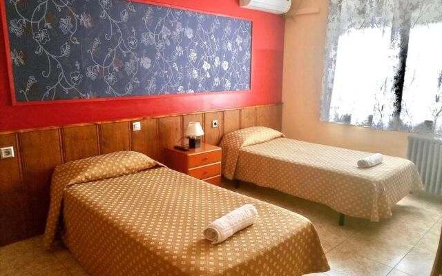 Hostal Isla Cristina Mataró