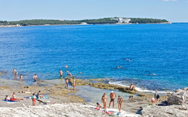 Arena Stoja Camping Homes