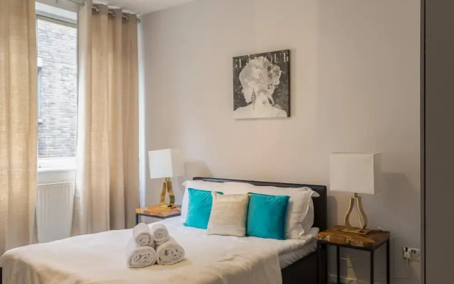 Picktheplace 3-bedroom Portman Square