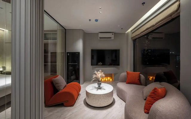 iRest Signature Ba Dinh Lakeside
