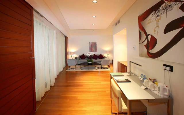 Oryx Airport Hotel