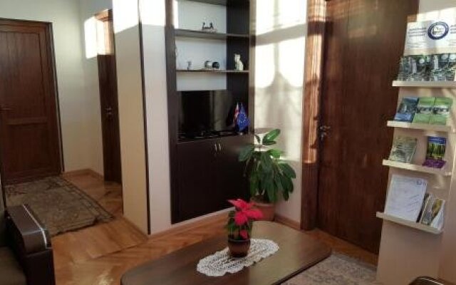 Guest House Gardenia & Wine Cellar