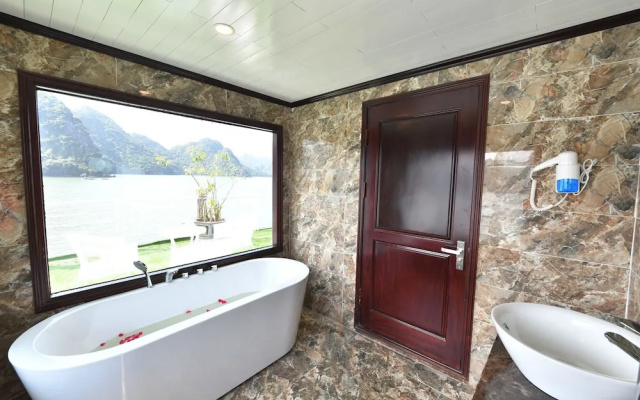 Halong Sapphire Cruise