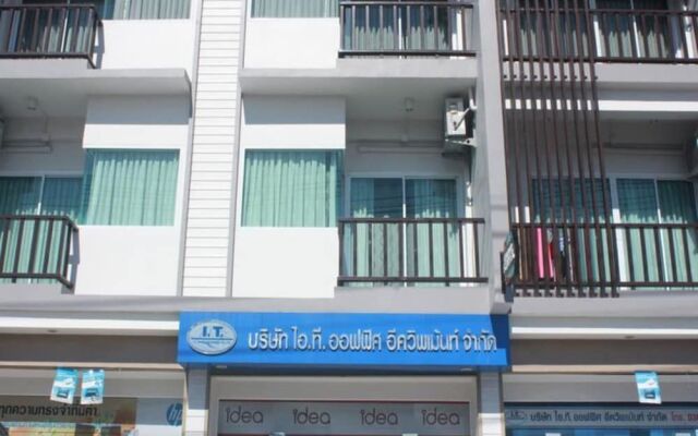 Sinsupatakul Apartment