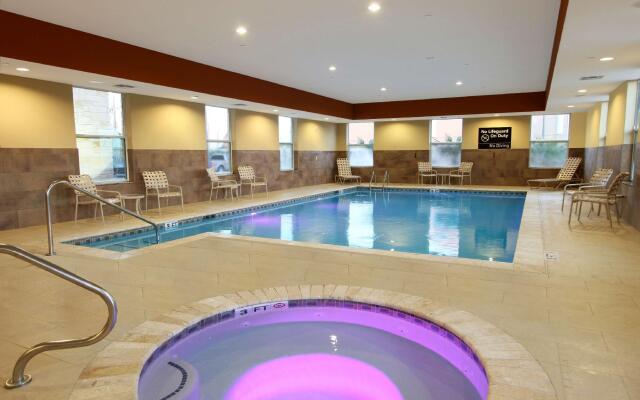 Hampton Inn & Suites Winnie