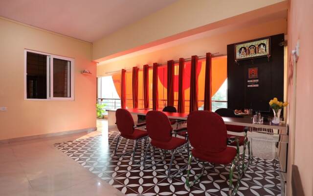 OYO 15633 Champion Palace
