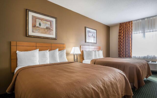 Quality Inn Coralville - Iowa River Landing