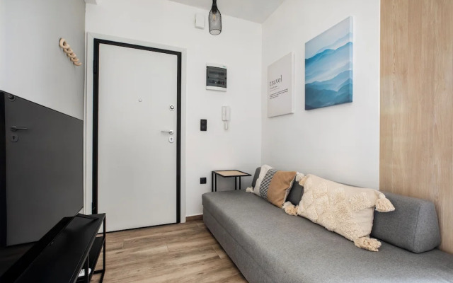 Sway - Chic 1-BR Apt & Balcony in Athens
