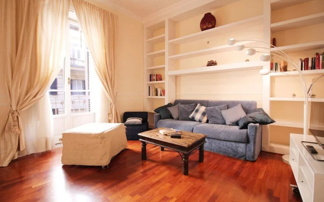 Prestigious Family Apt near St. Peter