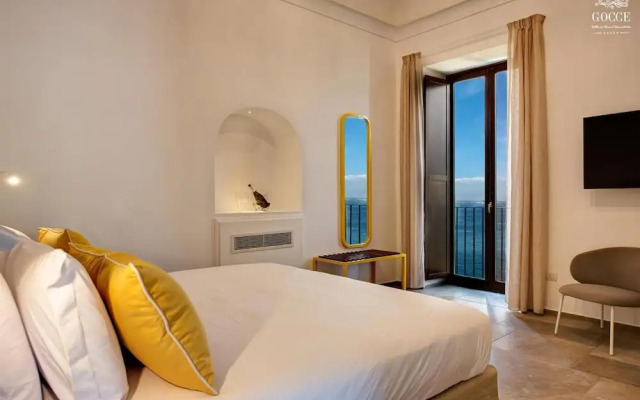 Villa Degli Dei - Private Waterfront Villa