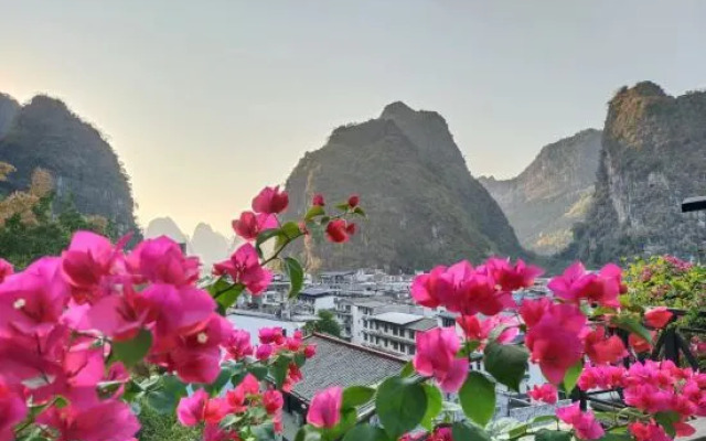 Yangshuo Yong 8 Boutique Hotel (Yangshuo Qiangu Scenery Area)