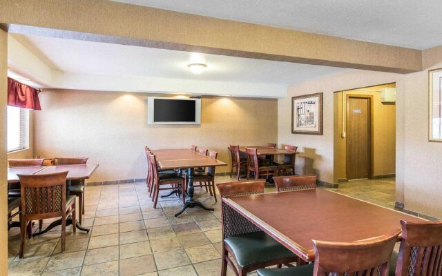 Grizzly Inn